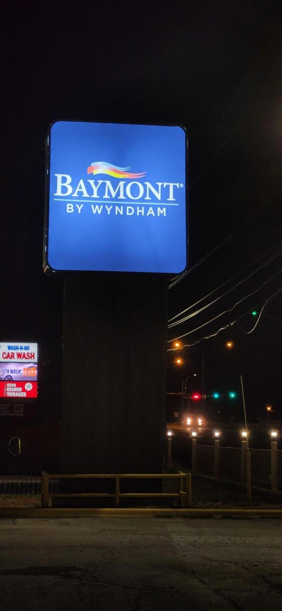 Hotel Baymont By Wyndham Del Rio Exterior foto