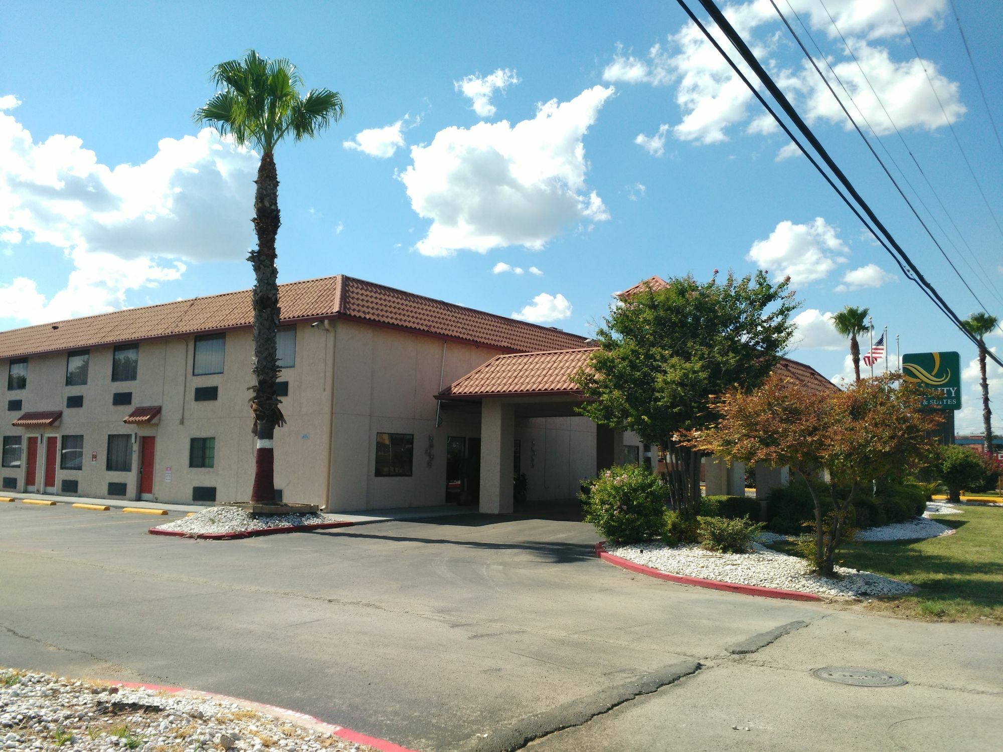 Hotel Baymont By Wyndham Del Rio Exterior foto