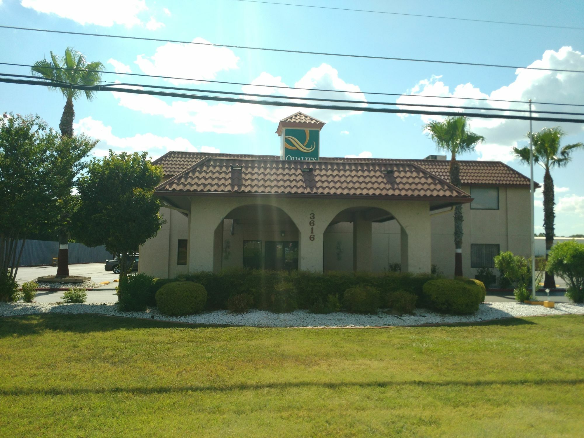 Hotel Baymont By Wyndham Del Rio Exterior foto